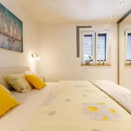 Ferienhaus Castel In